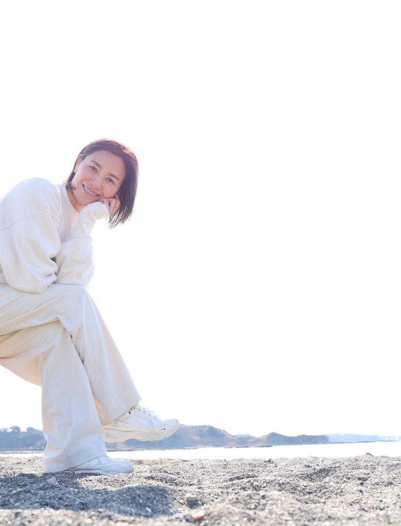 スマホ版トップページのNEWS&BLOGの背景画像